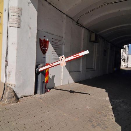 Apartament 8 Central Targu-Mures Bagian luar foto