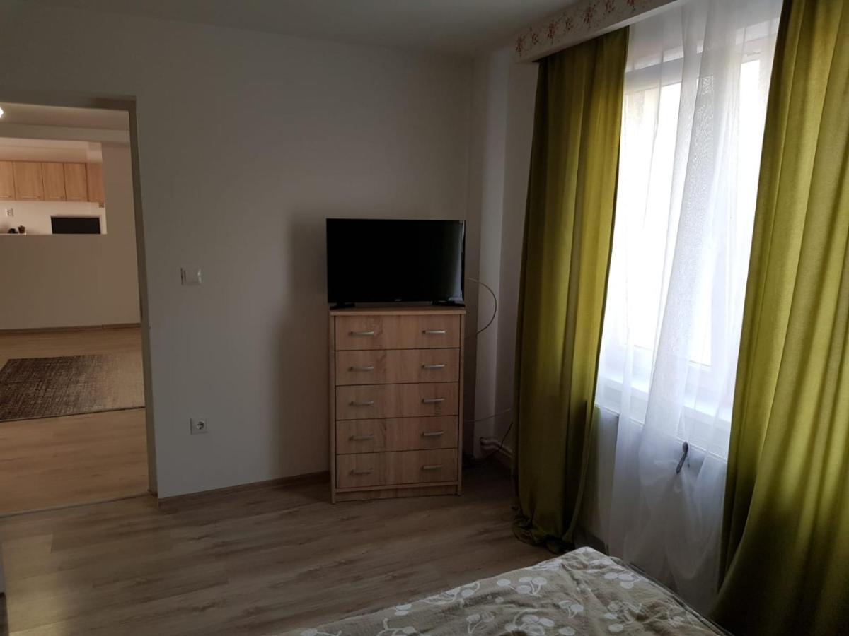 Apartament 8 Central Targu-Mures Bagian luar foto
