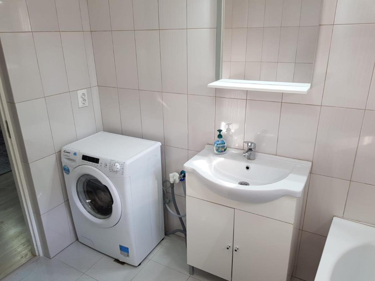Apartament 8 Central Targu-Mures Bagian luar foto